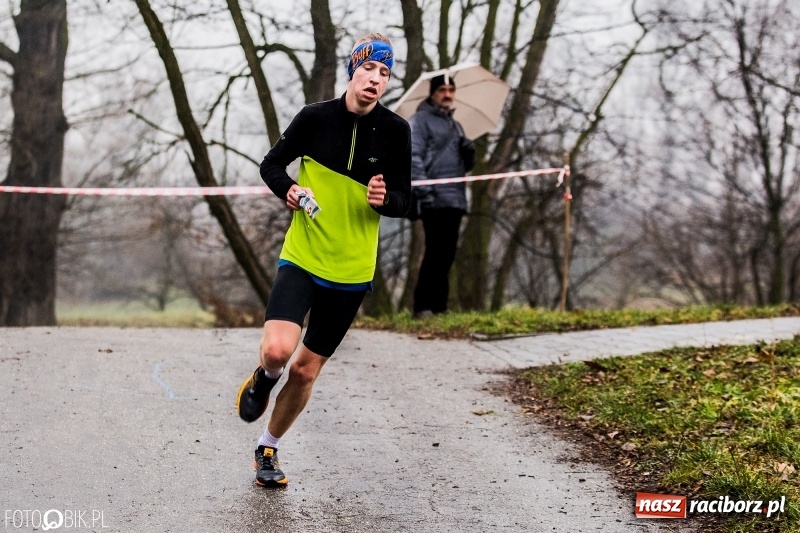 Zdjęcie w galerii na portalu naszraciborz.pl: IV Bieg Nadodrzański zainaugurował cykl 4BiegiRacibórz FOTO i WIDEO wiadomości z regionu