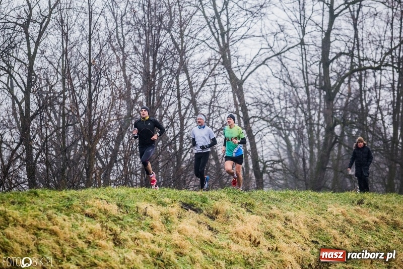 Zdjęcie w galerii na portalu naszraciborz.pl: IV Bieg Nadodrzański zainaugurował cykl 4BiegiRacibórz FOTO i WIDEO wiadomości z regionu