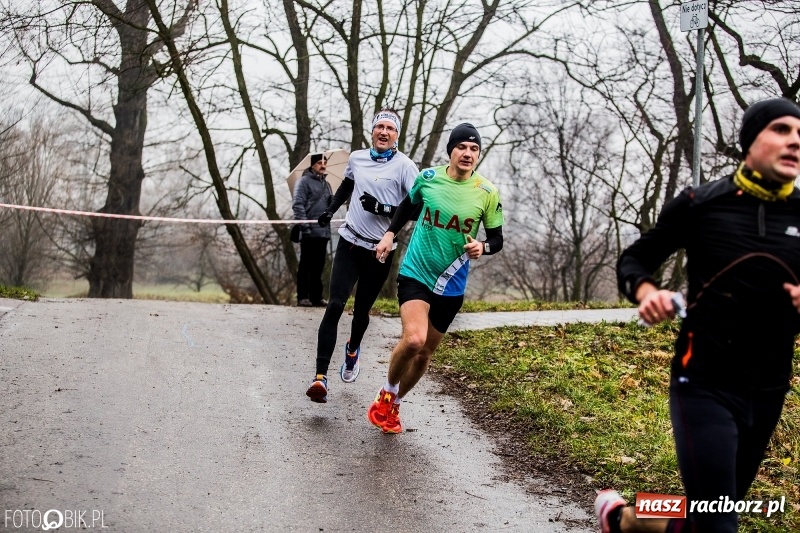 Zdjęcie w galerii na portalu naszraciborz.pl: IV Bieg Nadodrzański zainaugurował cykl 4BiegiRacibórz FOTO i WIDEO wiadomości z regionu