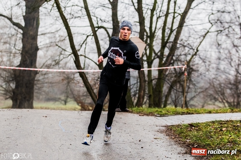 Zdjęcie w galerii na portalu naszraciborz.pl: IV Bieg Nadodrzański zainaugurował cykl 4BiegiRacibórz FOTO i WIDEO wiadomości z regionu