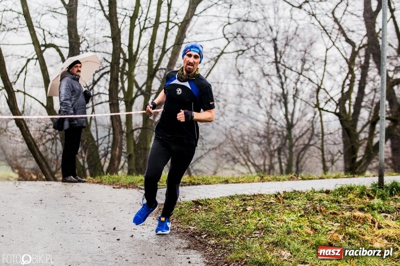Zdjęcie w galerii na portalu naszraciborz.pl: IV Bieg Nadodrzański zainaugurował cykl 4BiegiRacibórz FOTO i WIDEO wiadomości z regionu