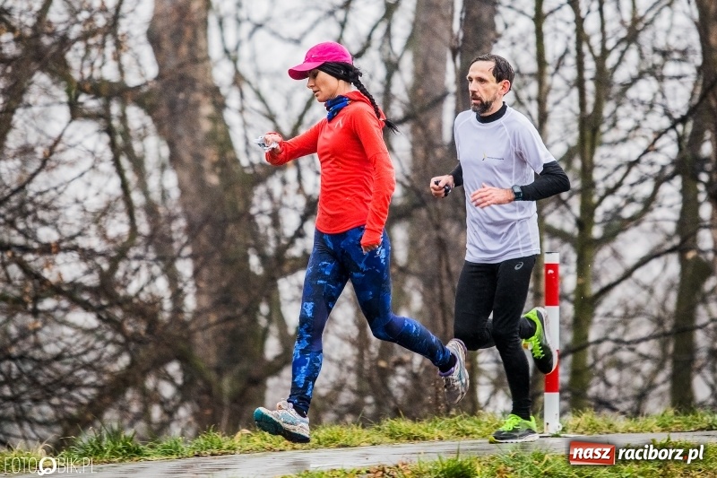 Zdjęcie w galerii na portalu naszraciborz.pl: IV Bieg Nadodrzański zainaugurował cykl 4BiegiRacibórz FOTO i WIDEO wiadomości z regionu