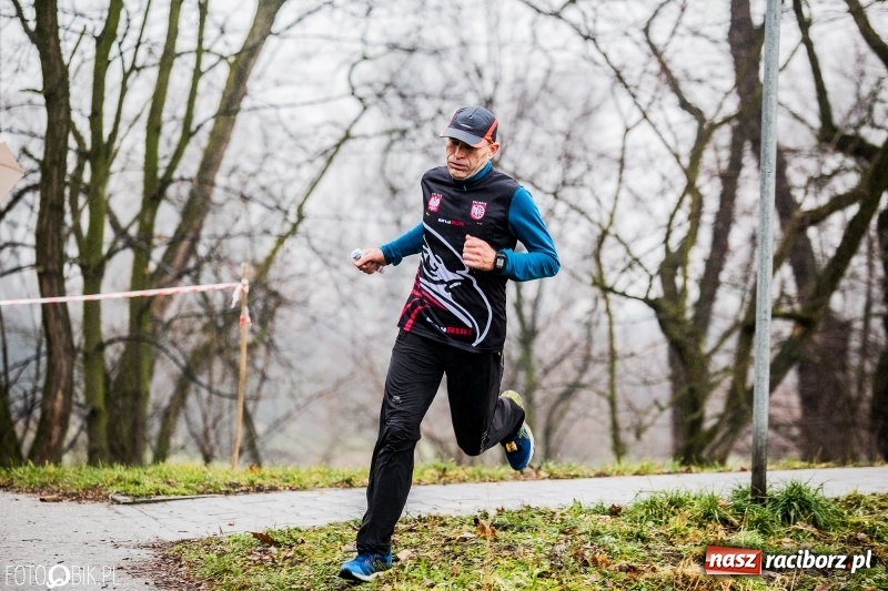 Zdjęcie w galerii na portalu naszraciborz.pl: IV Bieg Nadodrzański zainaugurował cykl 4BiegiRacibórz FOTO i WIDEO wiadomości z regionu