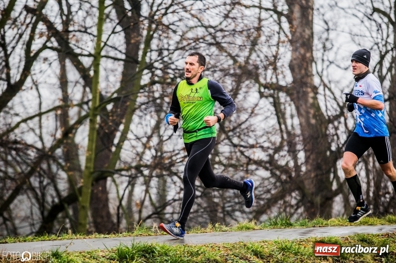 Zdjęcie w galerii na portalu naszraciborz.pl: IV Bieg Nadodrzański zainaugurował cykl 4BiegiRacibórz FOTO i WIDEO wiadomości z regionu