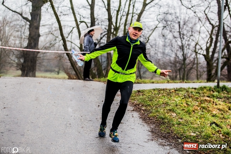 Zdjęcie w galerii na portalu naszraciborz.pl: IV Bieg Nadodrzański zainaugurował cykl 4BiegiRacibórz FOTO i WIDEO wiadomości z regionu