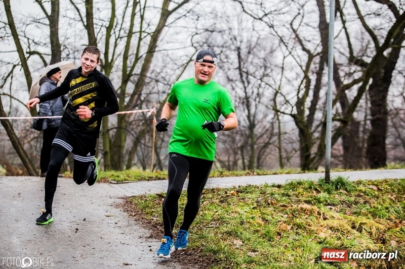 Zdjęcie w galerii na portalu naszraciborz.pl: IV Bieg Nadodrzański zainaugurował cykl 4BiegiRacibórz FOTO i WIDEO wiadomości z regionu