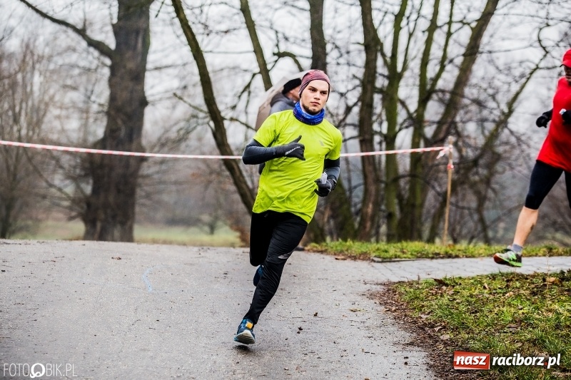 Zdjęcie w galerii na portalu naszraciborz.pl: IV Bieg Nadodrzański zainaugurował cykl 4BiegiRacibórz FOTO i WIDEO wiadomości z regionu