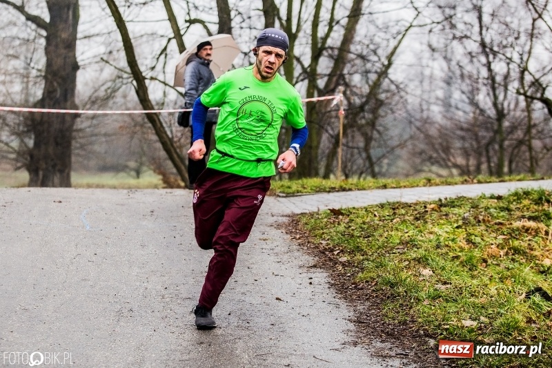 Zdjęcie w galerii na portalu naszraciborz.pl: IV Bieg Nadodrzański zainaugurował cykl 4BiegiRacibórz FOTO i WIDEO wiadomości z regionu