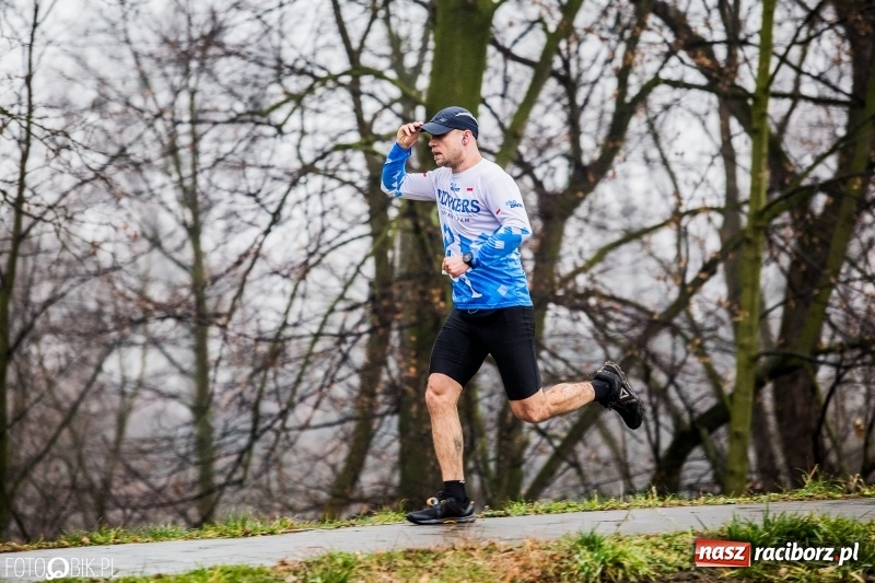 Zdjęcie w galerii na portalu naszraciborz.pl: IV Bieg Nadodrzański zainaugurował cykl 4BiegiRacibórz FOTO i WIDEO wiadomości z regionu