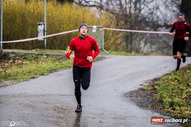 Zdjęcie w galerii na portalu naszraciborz.pl: IV Bieg Nadodrzański zainaugurował cykl 4BiegiRacibórz FOTO i WIDEO wiadomości z regionu