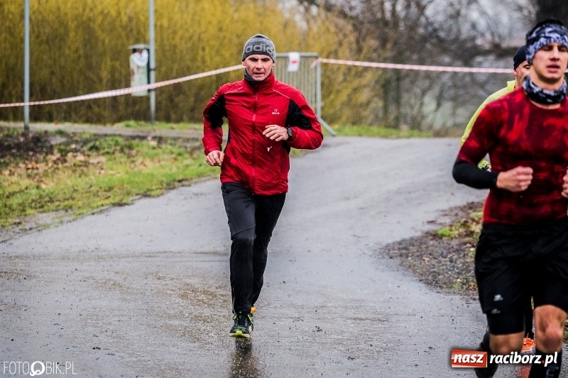 Zdjęcie w galerii na portalu naszraciborz.pl: IV Bieg Nadodrzański zainaugurował cykl 4BiegiRacibórz FOTO i WIDEO wiadomości z regionu