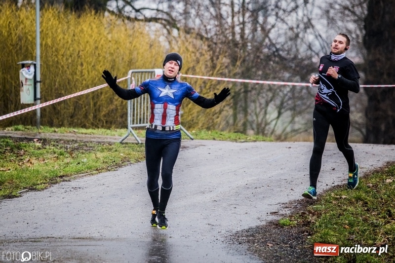 Zdjęcie w galerii na portalu naszraciborz.pl: IV Bieg Nadodrzański zainaugurował cykl 4BiegiRacibórz FOTO i WIDEO wiadomości z regionu