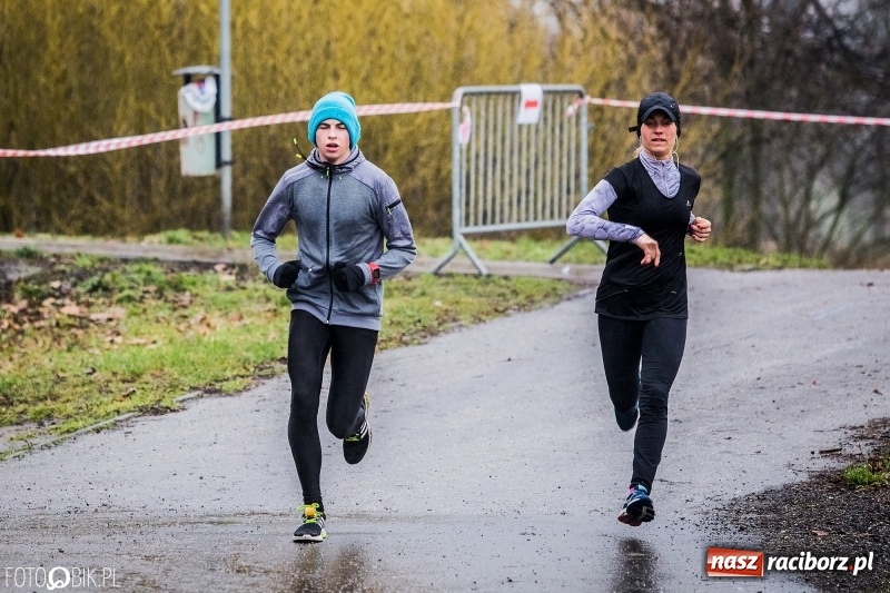 Zdjęcie w galerii na portalu naszraciborz.pl: IV Bieg Nadodrzański zainaugurował cykl 4BiegiRacibórz FOTO i WIDEO wiadomości z regionu