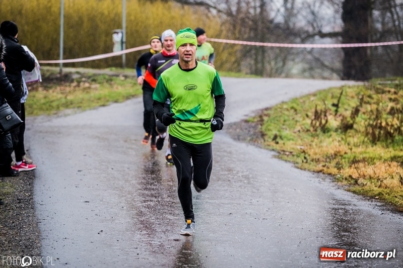 Zdjęcie w galerii na portalu naszraciborz.pl: IV Bieg Nadodrzański zainaugurował cykl 4BiegiRacibórz FOTO i WIDEO wiadomości z regionu