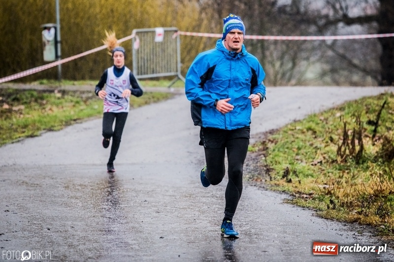 Zdjęcie w galerii na portalu naszraciborz.pl: IV Bieg Nadodrzański zainaugurował cykl 4BiegiRacibórz FOTO i WIDEO wiadomości z regionu