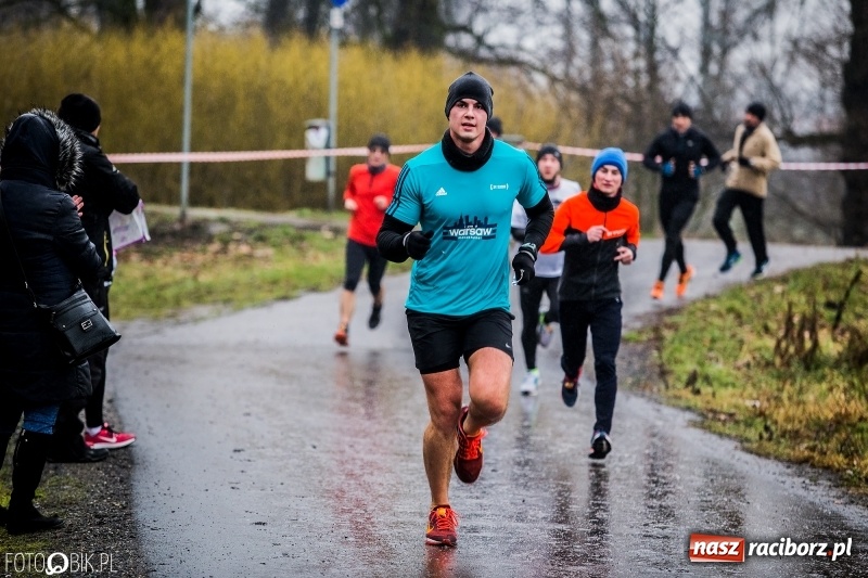 Zdjęcie w galerii na portalu naszraciborz.pl: IV Bieg Nadodrzański zainaugurował cykl 4BiegiRacibórz FOTO i WIDEO wiadomości z regionu
