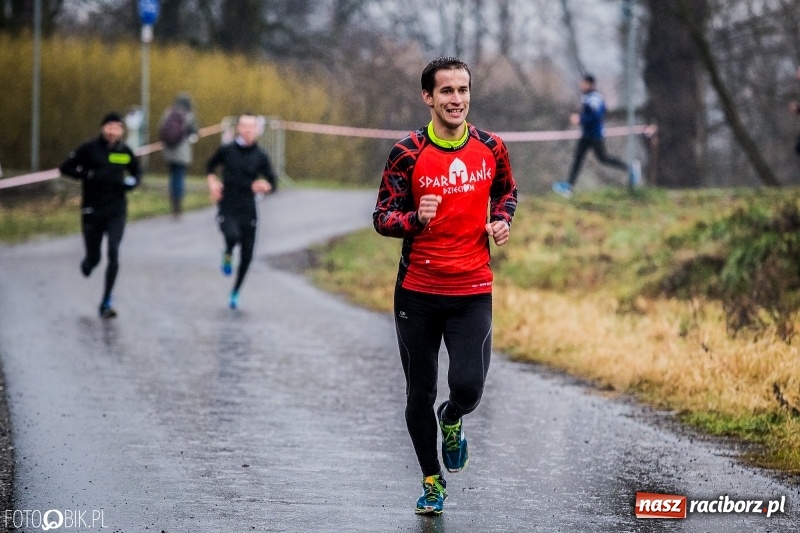 Zdjęcie w galerii na portalu naszraciborz.pl: IV Bieg Nadodrzański zainaugurował cykl 4BiegiRacibórz FOTO i WIDEO wiadomości z regionu