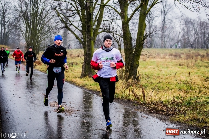 Zdjęcie w galerii na portalu naszraciborz.pl: IV Bieg Nadodrzański zainaugurował cykl 4BiegiRacibórz FOTO i WIDEO wiadomości z regionu