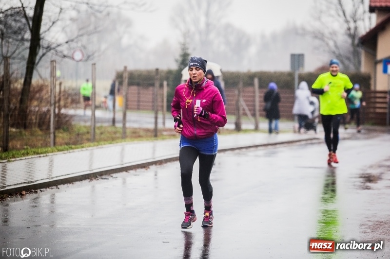Zdjęcie w galerii na portalu naszraciborz.pl: IV Bieg Nadodrzański zainaugurował cykl 4BiegiRacibórz FOTO i WIDEO wiadomości z regionu