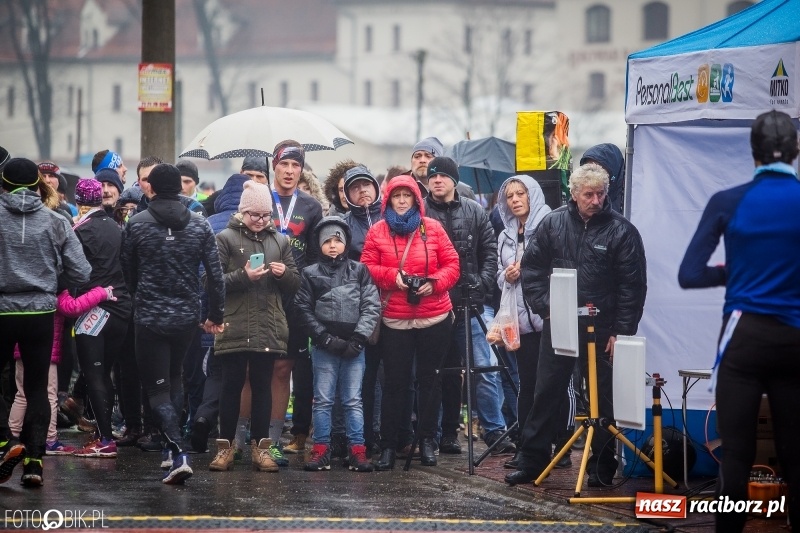 Zdjęcie w galerii na portalu naszraciborz.pl: IV Bieg Nadodrzański zainaugurował cykl 4BiegiRacibórz FOTO i WIDEO wiadomości z regionu
