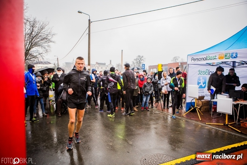 Zdjęcie w galerii na portalu naszraciborz.pl: IV Bieg Nadodrzański zainaugurował cykl 4BiegiRacibórz FOTO i WIDEO wiadomości z regionu