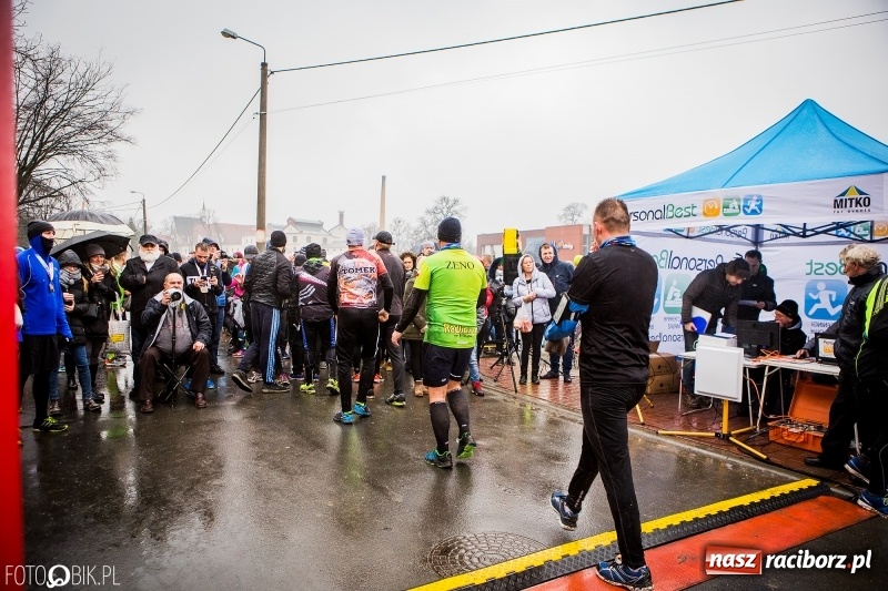 Zdjęcie w galerii na portalu naszraciborz.pl: IV Bieg Nadodrzański zainaugurował cykl 4BiegiRacibórz FOTO i WIDEO wiadomości z regionu