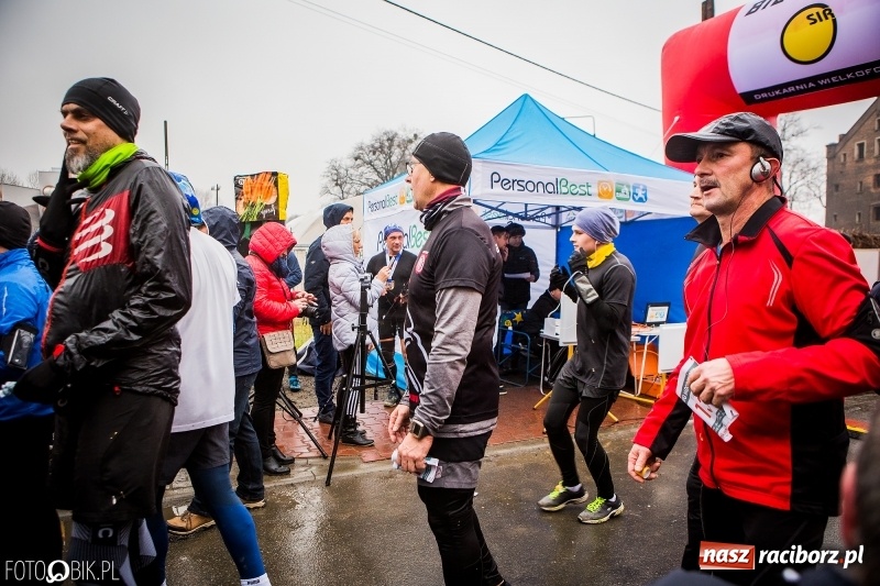 Zdjęcie w galerii na portalu naszraciborz.pl: IV Bieg Nadodrzański zainaugurował cykl 4BiegiRacibórz FOTO i WIDEO wiadomości z regionu