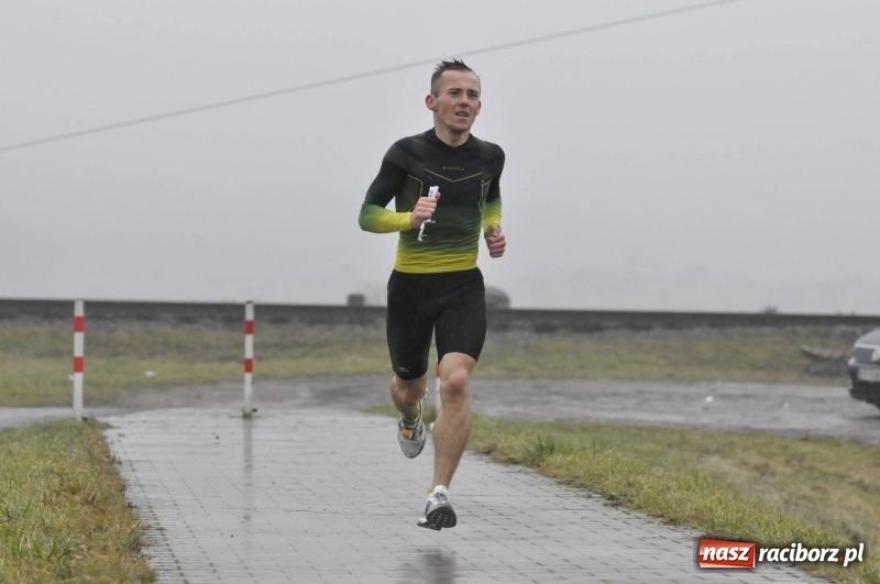 Zdjęcie w galerii na portalu naszraciborz.pl: IV Bieg Nadodrzański zainaugurował cykl 4BiegiRacibórz FOTO i WIDEO wiadomości z regionu