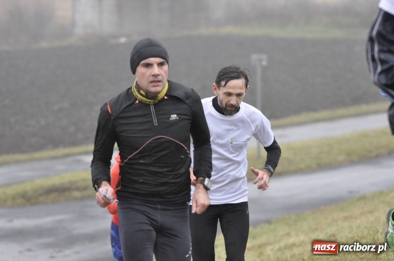 Zdjęcie w galerii na portalu naszraciborz.pl: IV Bieg Nadodrzański zainaugurował cykl 4BiegiRacibórz FOTO i WIDEO wiadomości z regionu