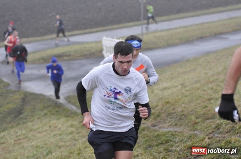 Zdjęcie w galerii na portalu naszraciborz.pl: IV Bieg Nadodrzański zainaugurował cykl 4BiegiRacibórz FOTO i WIDEO wiadomości z regionu