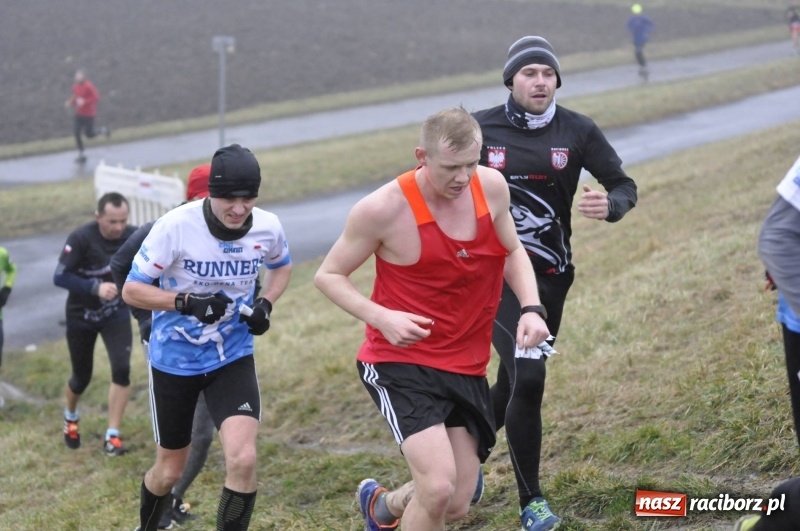Zdjęcie w galerii na portalu naszraciborz.pl: IV Bieg Nadodrzański zainaugurował cykl 4BiegiRacibórz FOTO i WIDEO wiadomości z regionu