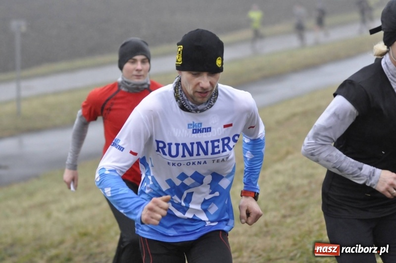 Zdjęcie w galerii na portalu naszraciborz.pl: IV Bieg Nadodrzański zainaugurował cykl 4BiegiRacibórz FOTO i WIDEO wiadomości z regionu