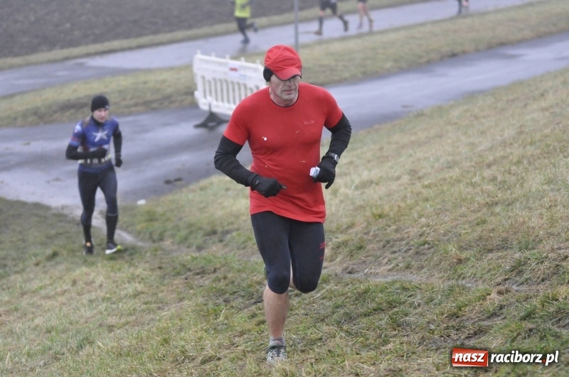 Zdjęcie w galerii na portalu naszraciborz.pl: IV Bieg Nadodrzański zainaugurował cykl 4BiegiRacibórz FOTO i WIDEO wiadomości z regionu