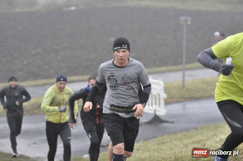 Zdjęcie w galerii na portalu naszraciborz.pl: IV Bieg Nadodrzański zainaugurował cykl 4BiegiRacibórz FOTO i WIDEO wiadomości z regionu