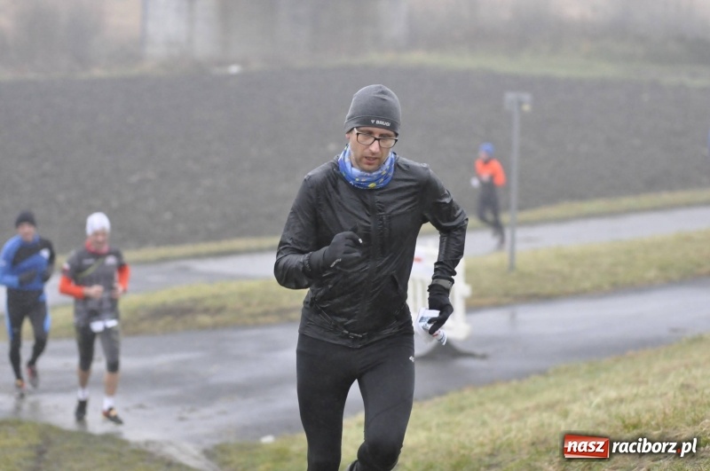 Zdjęcie w galerii na portalu naszraciborz.pl: IV Bieg Nadodrzański zainaugurował cykl 4BiegiRacibórz FOTO i WIDEO wiadomości z regionu