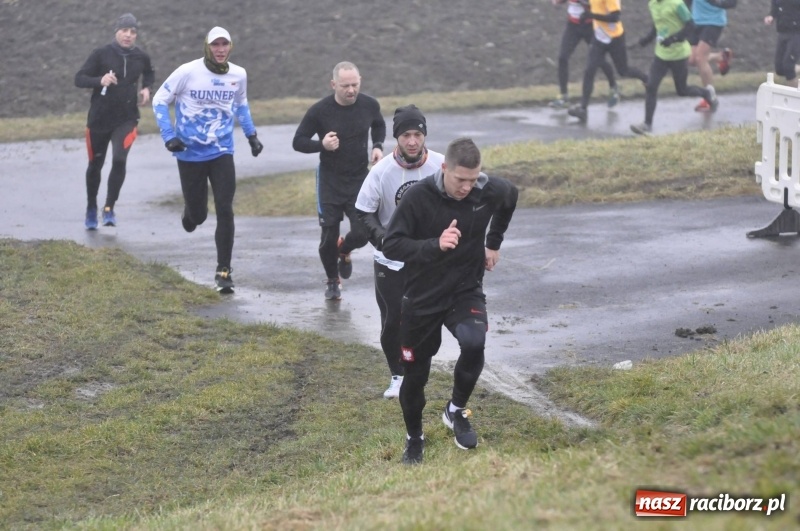 Zdjęcie w galerii na portalu naszraciborz.pl: IV Bieg Nadodrzański zainaugurował cykl 4BiegiRacibórz FOTO i WIDEO wiadomości z regionu