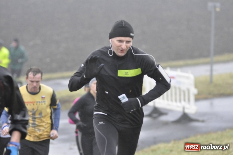 Zdjęcie w galerii na portalu naszraciborz.pl: IV Bieg Nadodrzański zainaugurował cykl 4BiegiRacibórz FOTO i WIDEO wiadomości z regionu