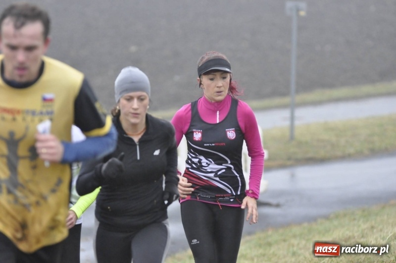 Zdjęcie w galerii na portalu naszraciborz.pl: IV Bieg Nadodrzański zainaugurował cykl 4BiegiRacibórz FOTO i WIDEO wiadomości z regionu