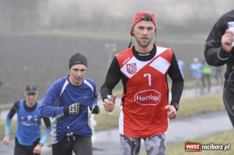 Zdjęcie w galerii na portalu naszraciborz.pl: IV Bieg Nadodrzański zainaugurował cykl 4BiegiRacibórz FOTO i WIDEO wiadomości z regionu