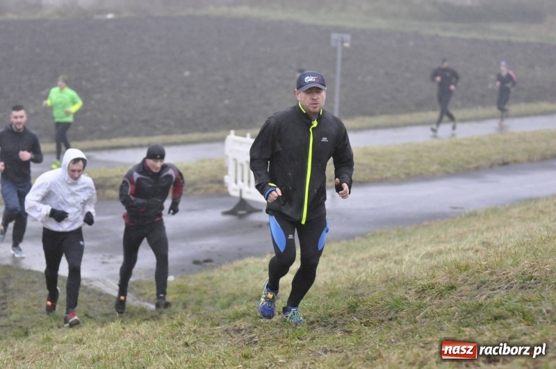 Zdjęcie w galerii na portalu naszraciborz.pl: IV Bieg Nadodrzański zainaugurował cykl 4BiegiRacibórz FOTO i WIDEO wiadomości z regionu