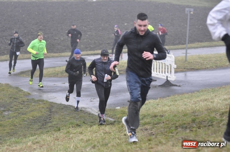 Zdjęcie w galerii na portalu naszraciborz.pl: IV Bieg Nadodrzański zainaugurował cykl 4BiegiRacibórz FOTO i WIDEO wiadomości z regionu