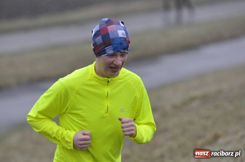 Zdjęcie w galerii na portalu naszraciborz.pl: IV Bieg Nadodrzański zainaugurował cykl 4BiegiRacibórz FOTO i WIDEO wiadomości z regionu