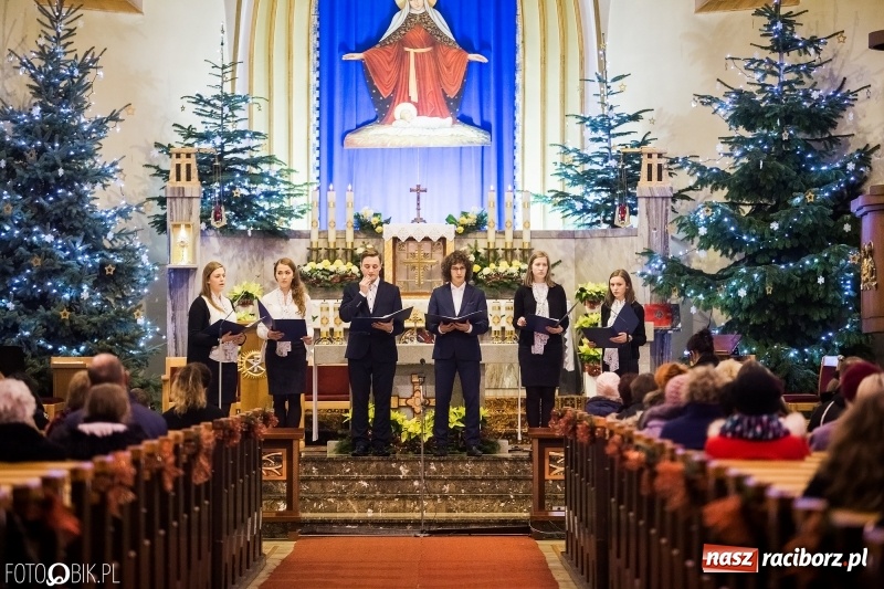 Zdjęcie w galerii na portalu naszraciborz.pl: Koncert charytatywny dla Asi Schinke w Studziennej wiadomości z regionu