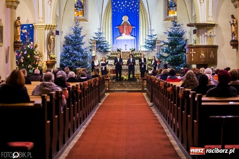 Zdjęcie w galerii na portalu naszraciborz.pl: Koncert charytatywny dla Asi Schinke w Studziennej wiadomości z regionu