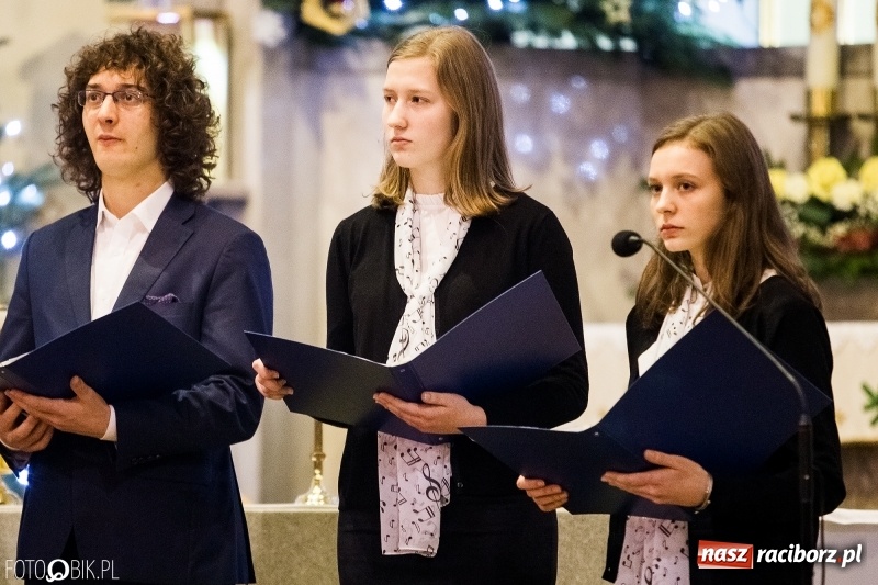 Zdjęcie w galerii na portalu naszraciborz.pl: Koncert charytatywny dla Asi Schinke w Studziennej wiadomości z regionu