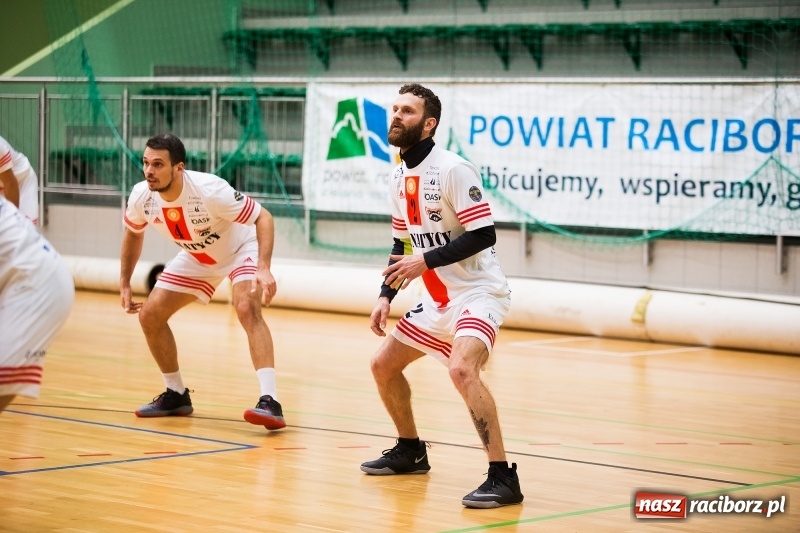 Zdjęcie w galerii na portalu naszraciborz.pl: RLPS: Zwycięstwa faworytów w IX kolejce wiadomości z regionu