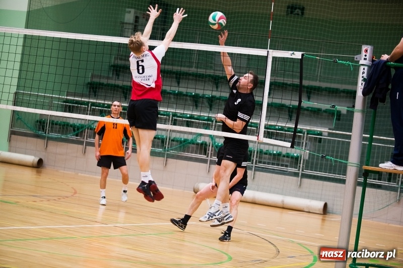 Zdjęcie w galerii na portalu naszraciborz.pl: RLPS: Zwycięstwa faworytów w IX kolejce wiadomości z regionu