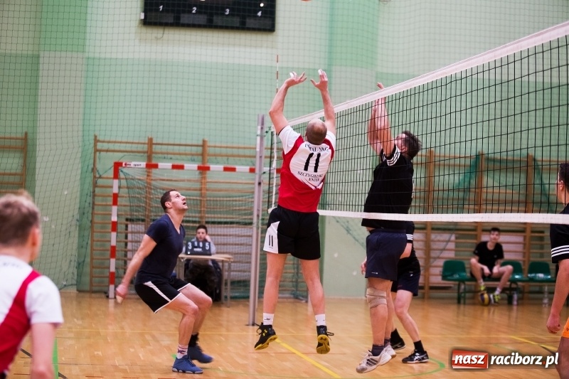 Zdjęcie w galerii na portalu naszraciborz.pl: RLPS: Zwycięstwa faworytów w IX kolejce wiadomości z regionu