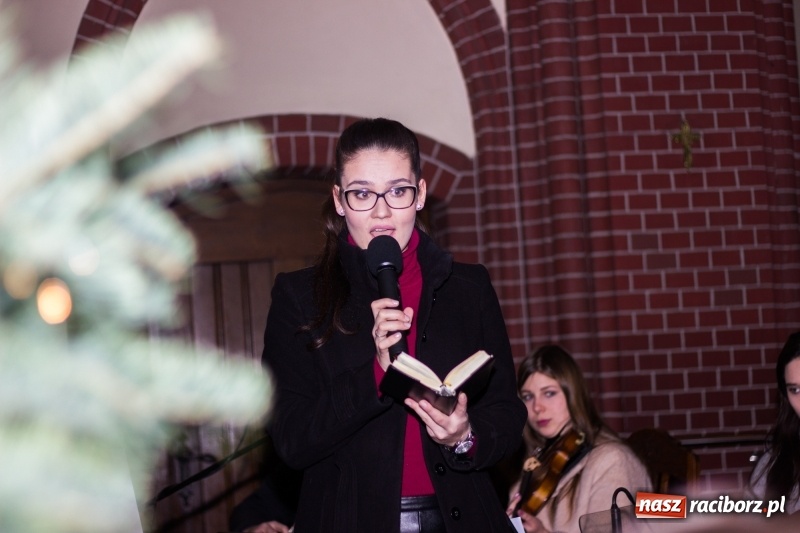 Zdjęcie w galerii na portalu naszraciborz.pl: Motocyklowe kolędowanie przy żłóbku wiadomości z regionu