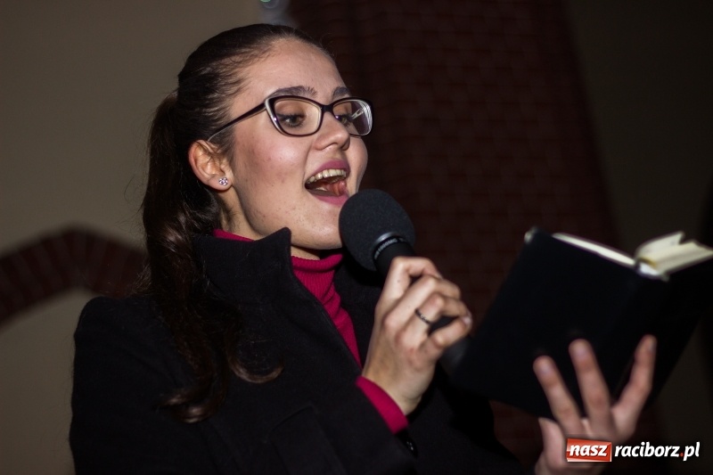 Zdjęcie w galerii na portalu naszraciborz.pl: Motocyklowe kolędowanie przy żłóbku wiadomości z regionu